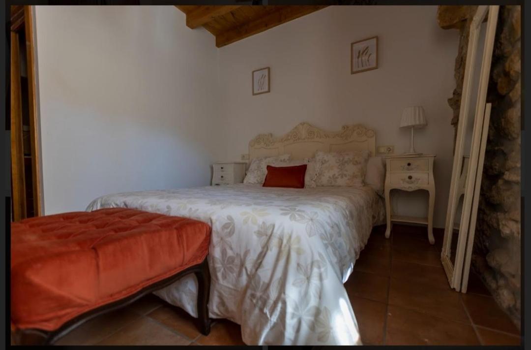 Hotel Rural En Las Cascadas De Tobera Eksteriør billede