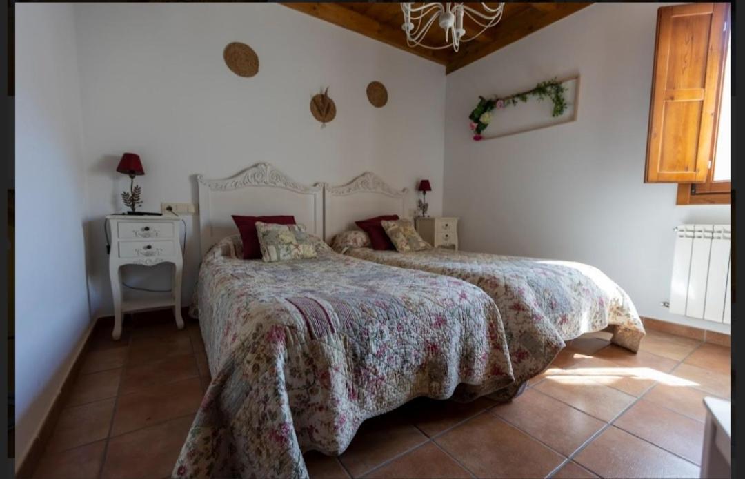 Hotel Rural En Las Cascadas De Tobera Eksteriør billede